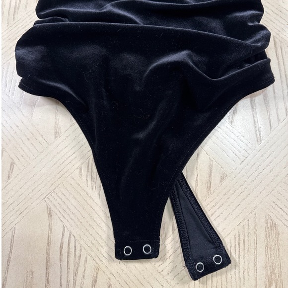 Express Velvet Bodysuit Black Sleeveless Ruched Party Top Blouse Club Date S - Picture 3 of 10
